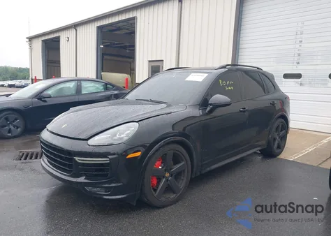 2017 Porsche Cayenne Gts из США, поврежденный, VIN WP1AD2A2XHLA83028
